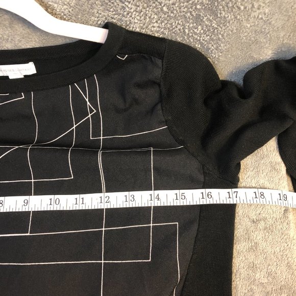 NY & Co. Women’s XS Lightweight 3/4 Raglan Sleeve Abstract Geometric Sweater Top - Picture 8 of 11